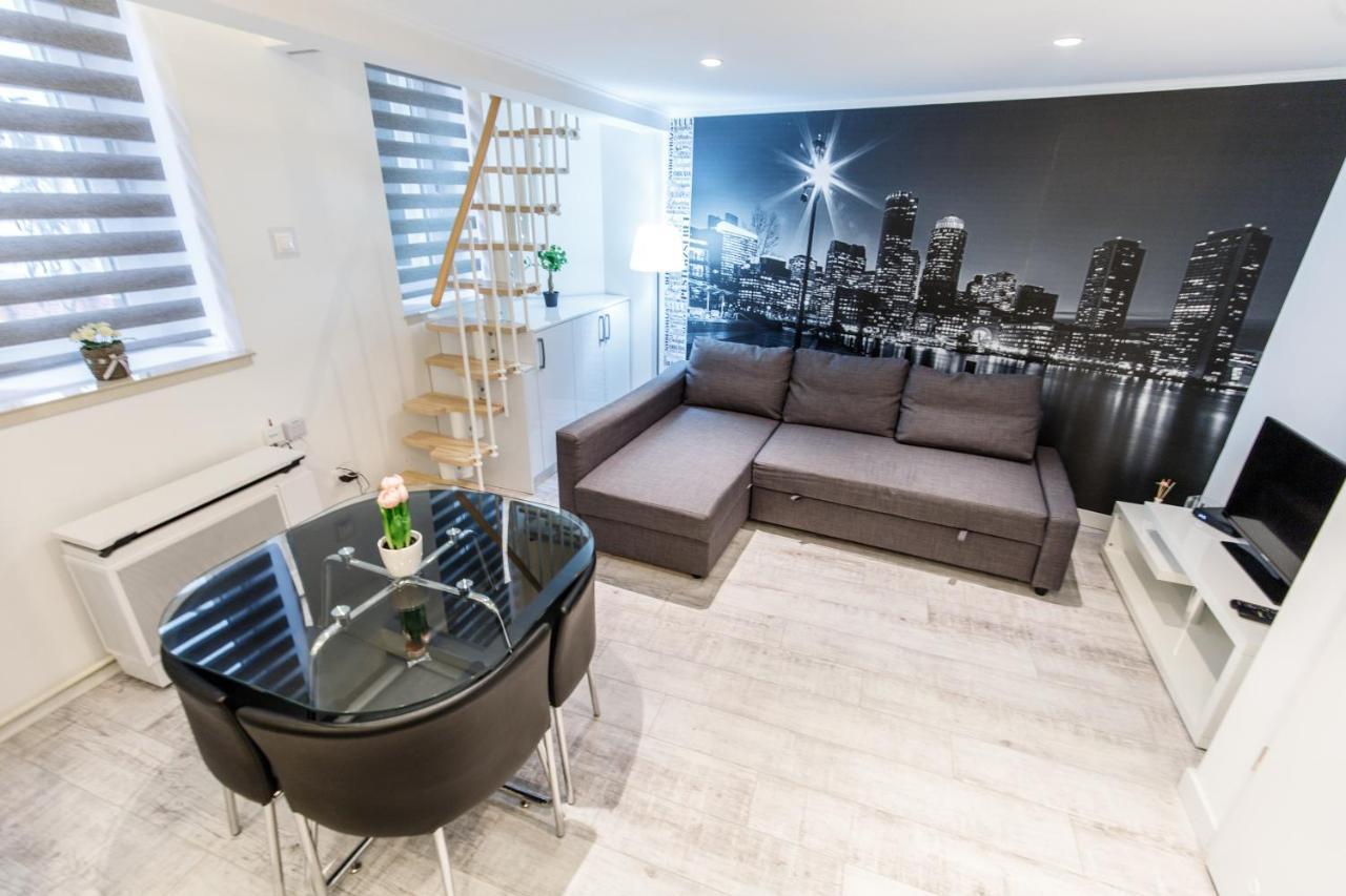 Sleek Minimalist Studio At Inner City Budapest Exterior photo